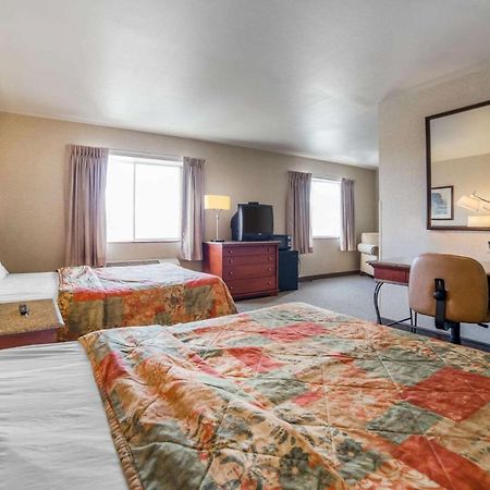 Rodeway Inn & Suites Нампа Экстерьер фото